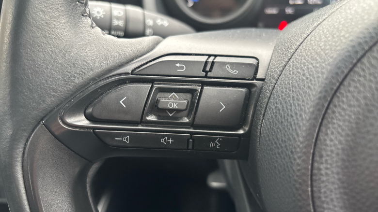 Toyota Yaris 1.5 Hybrid Design 5dr CVT Hybrid Hatchback